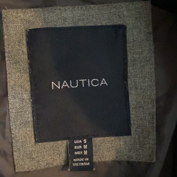 Nautica Grey Winter Coat Size Small! - Picture 3 of 4